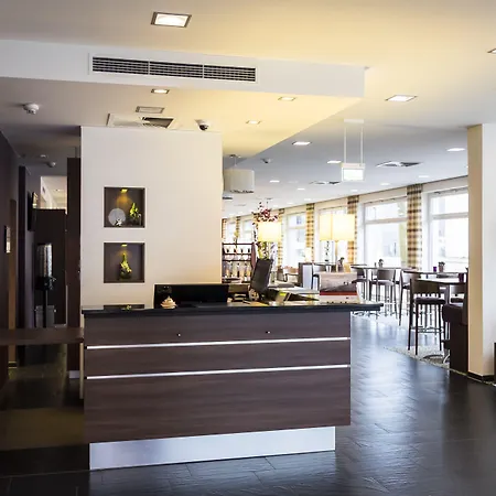 Express By Ihg فندق 3*