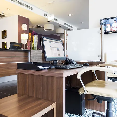 Express By Ihg Otel 3*