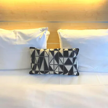 Express By Ihg 3*