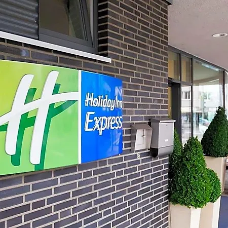 Express By Ihg Hotell Gütersloh
