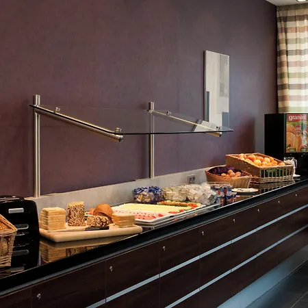 Express By Ihg 3*