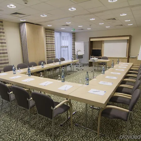 Express By Ihg Hotel