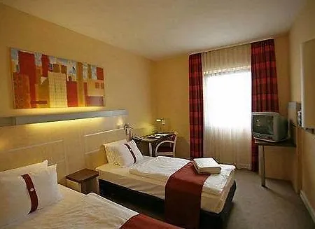 Hotel Express Gütersloh, An Ihg 3*