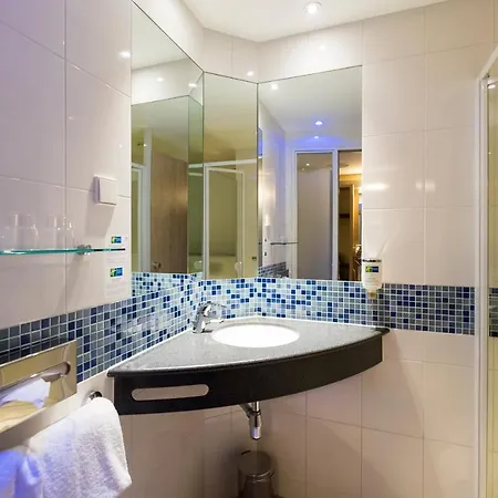 فندق Express By Ihg Gütersloh