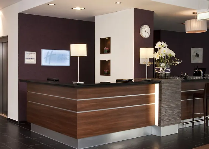 Hotel Express By Ihg Gütersloh