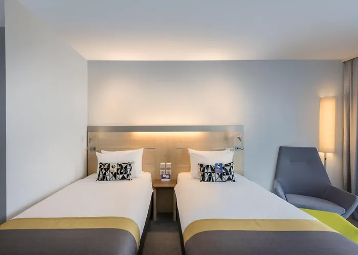 Express By Ihg 酒店 3*